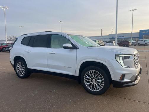 2025 GMC Acadia Denali
