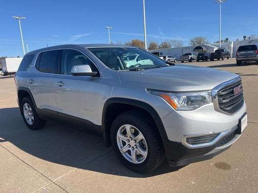2017 GMC Acadia SLE-1