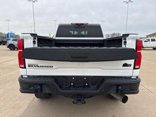 2024 Chevrolet Silverado 2500 4WD Crew Cab Standard Bed ZR2