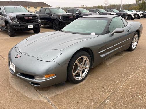 2004 Chevrolet Corvette Base