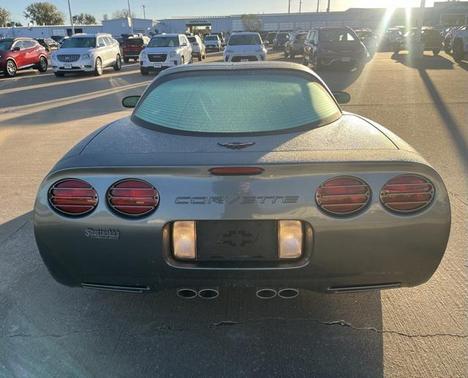 2004 Chevrolet Corvette Base