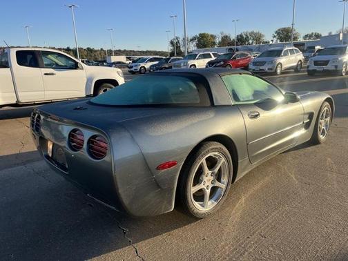 2004 Chevrolet Corvette Base