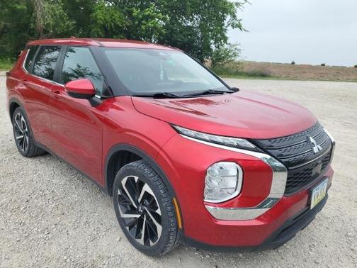2022 Mitsubishi Outlander ES 2.5 2WD