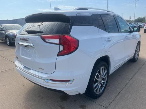 2022 GMC Terrain Denali