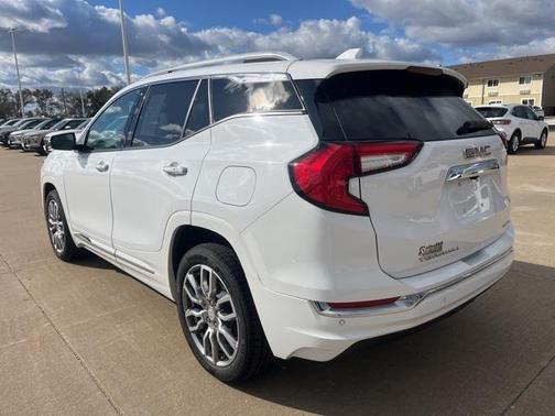 2022 GMC Terrain Denali