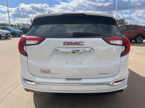 2022 GMC Terrain Denali