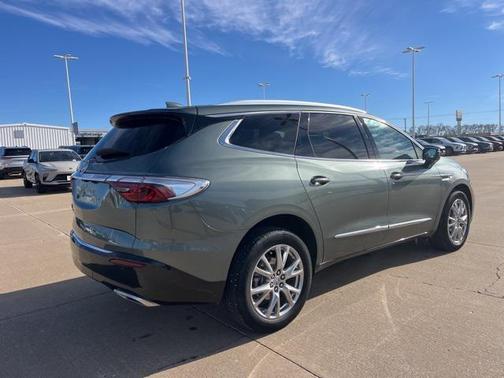 2024 Buick Enclave Premium AWD