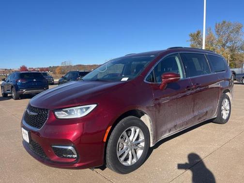 2021 Chrysler Pacifica Touring AWD