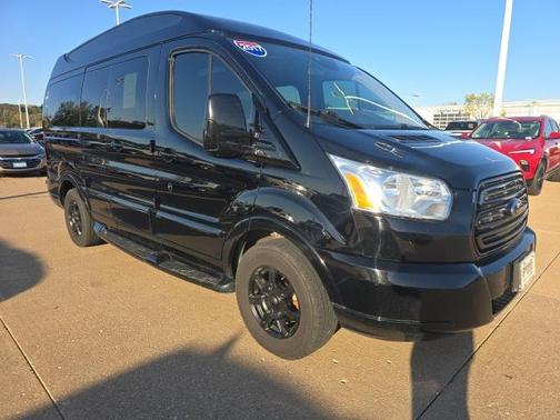 2017 Ford Transit-150 XLT