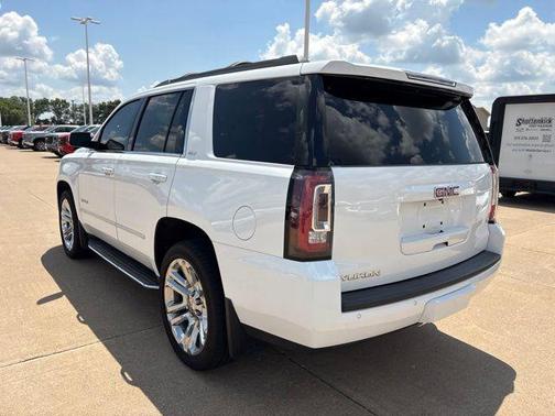 Summit White 2018 GMC Yukon SLT