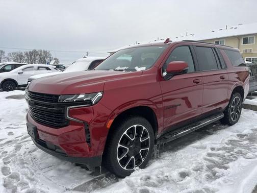 2023 Chevrolet Suburban RST