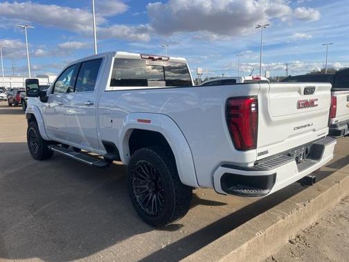 2024 GMC Sierra 2500 Denali
