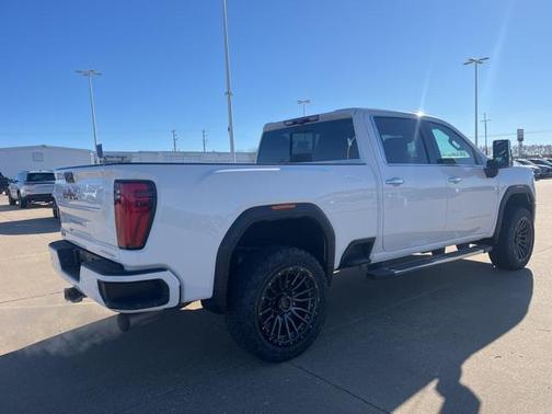 2024 GMC Sierra 2500 Denali