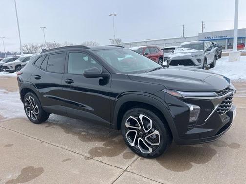 2025 Chevrolet Trax FWD 2RS