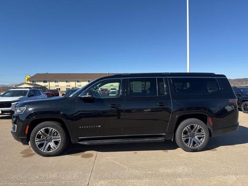 2023 Jeep Wagoneer L Series II 4x4
