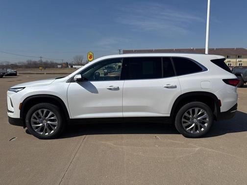 2025 Buick Enclave Preferred FWD