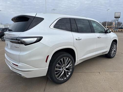 2025 Buick Enclave Avenir FWD