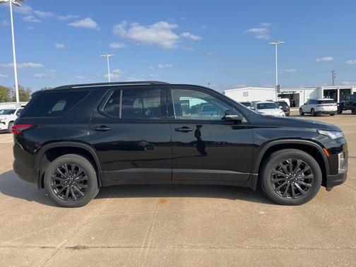 2022 Chevrolet Traverse RS