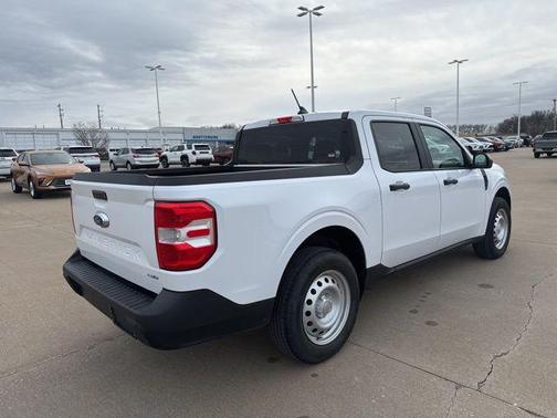 2024 Ford Maverick XL