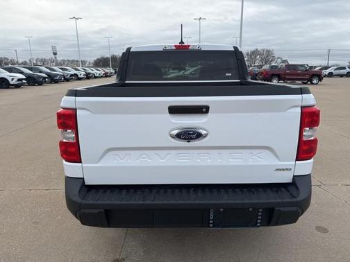 2024 Ford Maverick XL