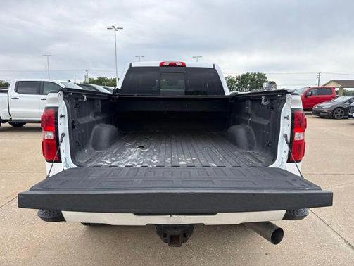 White Frost Tricoat 2018 GMC Sierra 2500 Denali