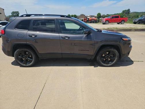 2018 Jeep Cherokee Latitude