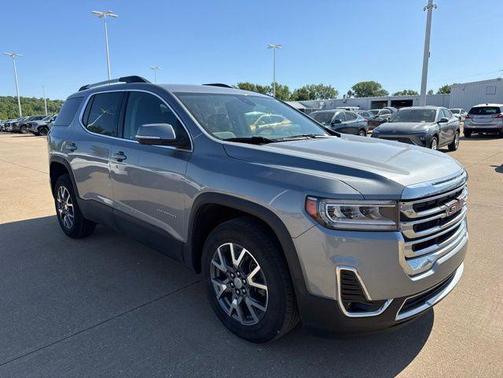 Sterling Metallic 2023 GMC Acadia AWD SLT