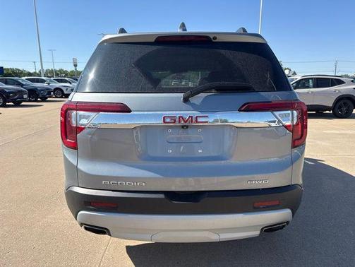 Sterling Metallic 2023 GMC Acadia AWD SLT