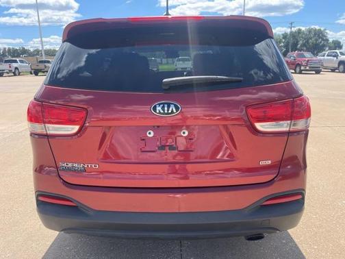 2017 Kia Sorento LX