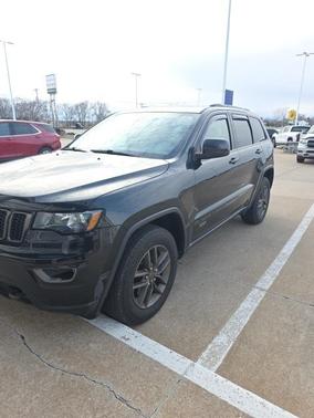 2016 Jeep Grand Cherokee 75th Anniversary