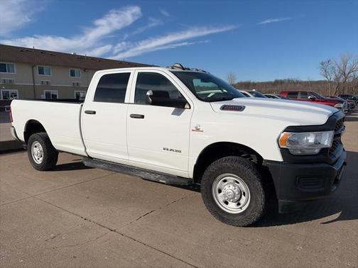 2019 RAM 2500 Tradesman Crew Cab 4x4 8' Box