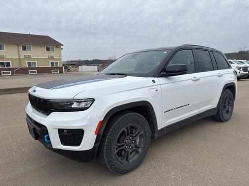 2024 Jeep Grand Cherokee 4xe Trailhawk
