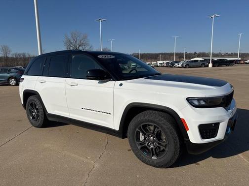 2024 Jeep Grand Cherokee 4xe Trailhawk