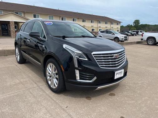 2017 Cadillac XT5 Platinum