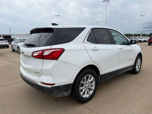Summit White 2021 Chevrolet Equinox 1LT