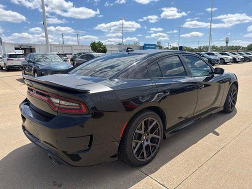 Pitch Black Clearcoat 2019 Dodge Charger R/T