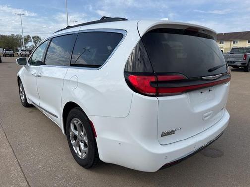 2022 Chrysler Pacifica Limited