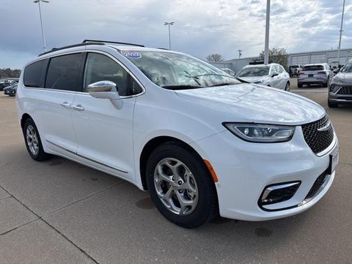 2022 Chrysler Pacifica Limited