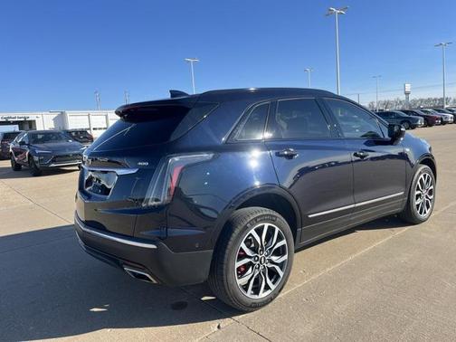 2022 Cadillac XT5 Sport