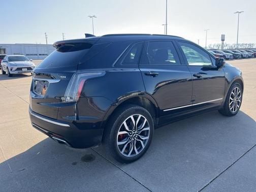 2022 Cadillac XT5 Sport