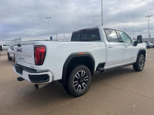 2023 GMC Sierra 2500 AT4