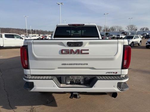 2023 GMC Sierra 2500 AT4