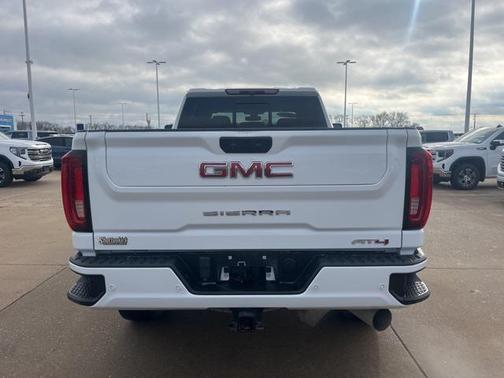 2023 GMC Sierra 2500 AT4