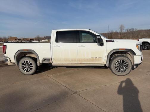 2023 GMC Sierra 2500 AT4