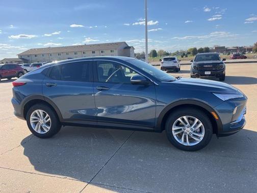 2025 Buick Envista Preferred FWD