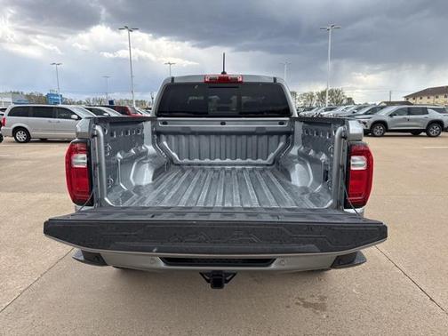 2024 GMC Canyon Base