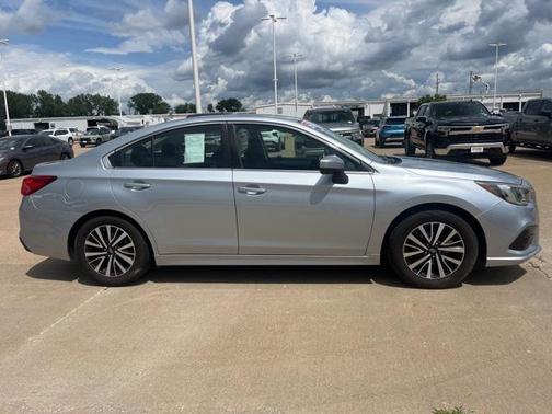 2019 Subaru Legacy Premium