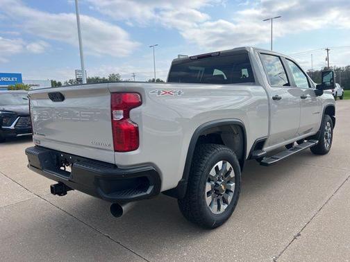 2026 Chevrolet Silverado 2500 Custom