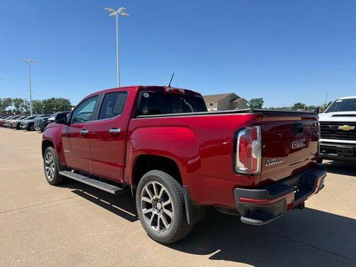 Red Quartz Tintcoat 2020 GMC Canyon Denali