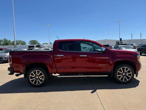 Red Quartz Tintcoat 2020 GMC Canyon Denali